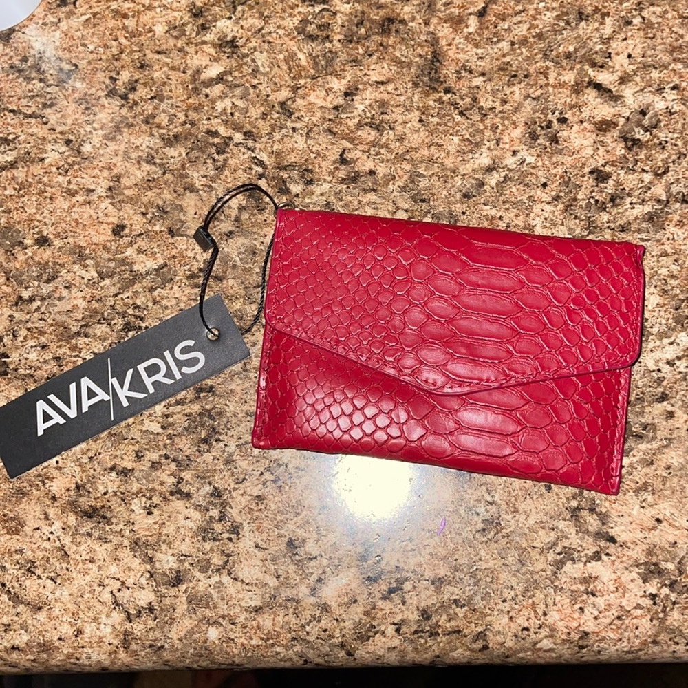 Ava/Kris coin purse with chain